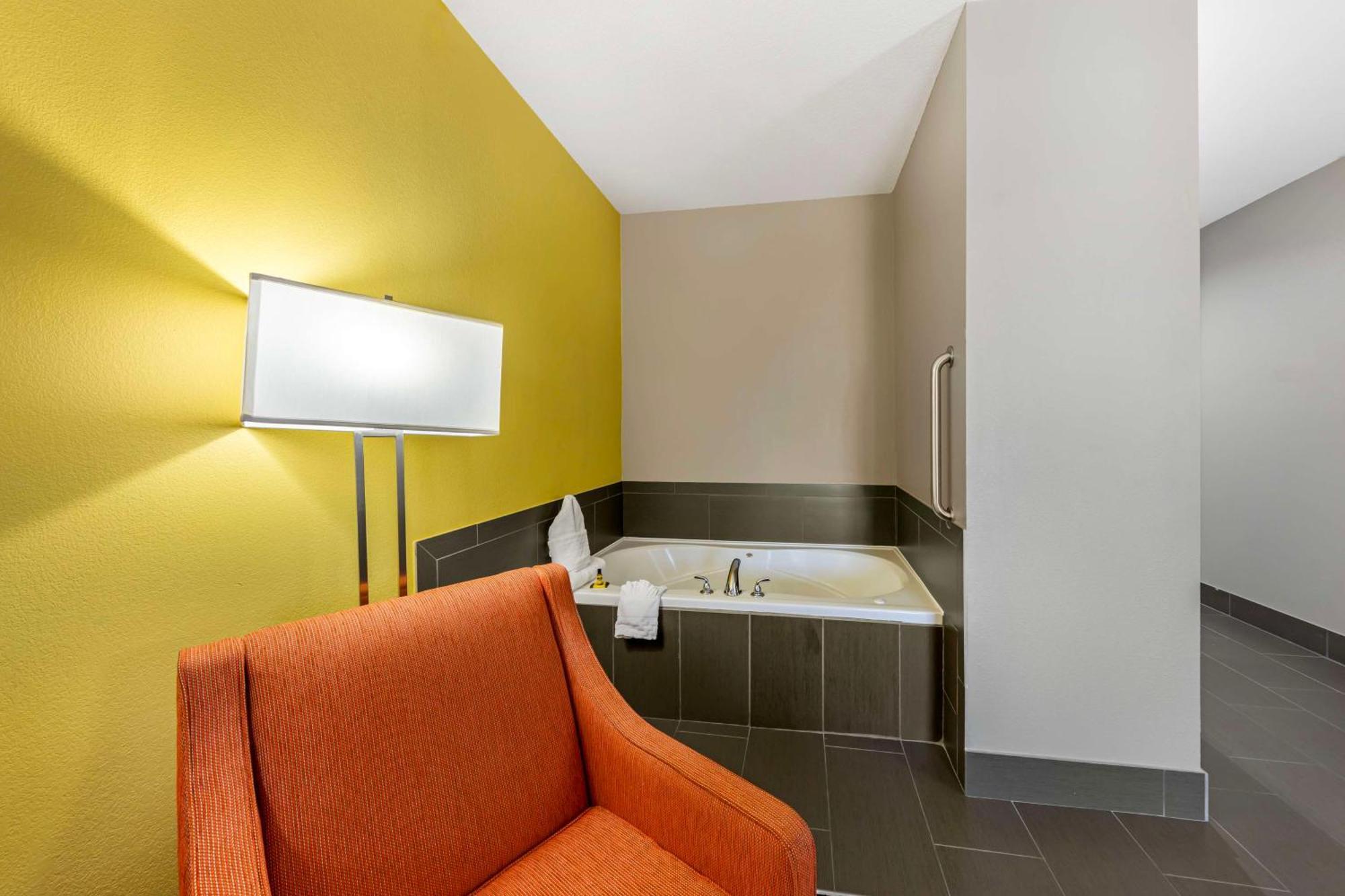 Best Western Plus Midwest City Inn & Suites Εξωτερικό φωτογραφία